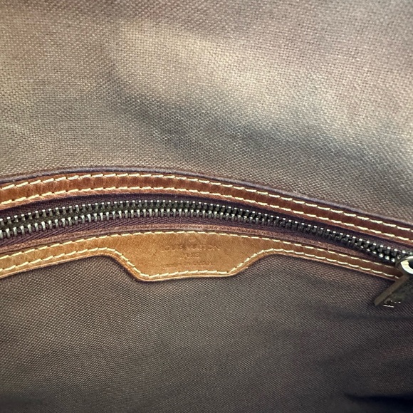 Looping Handbag Monogram Canvas Mini - Picture 6 of 13